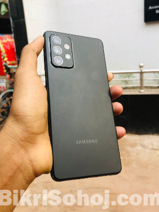 Samsung galaxy a72 (8/256)